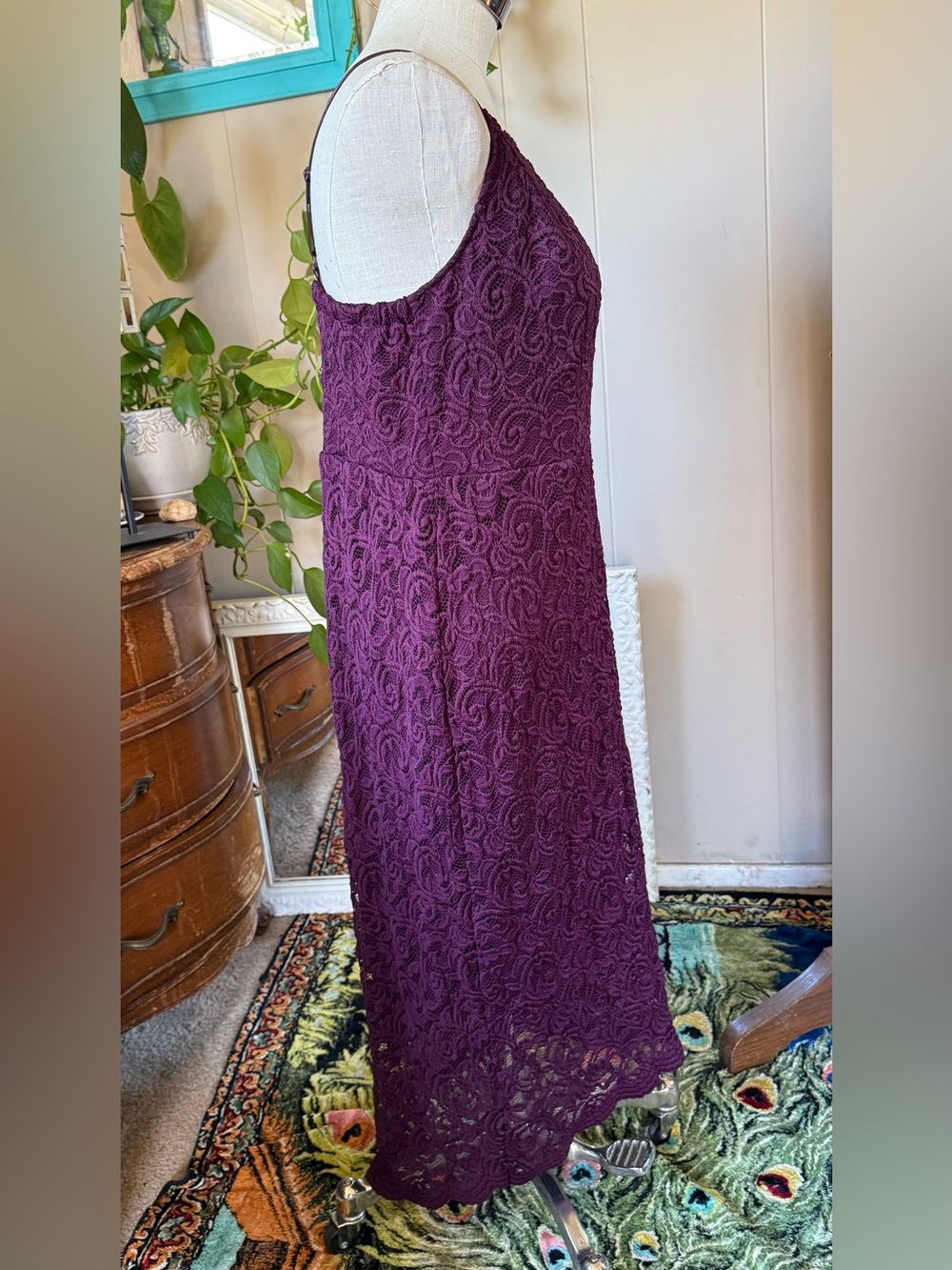 Torrid Midi Lace Body Con Dress, Wine, Plus Size 2X - Picture 6 of 11